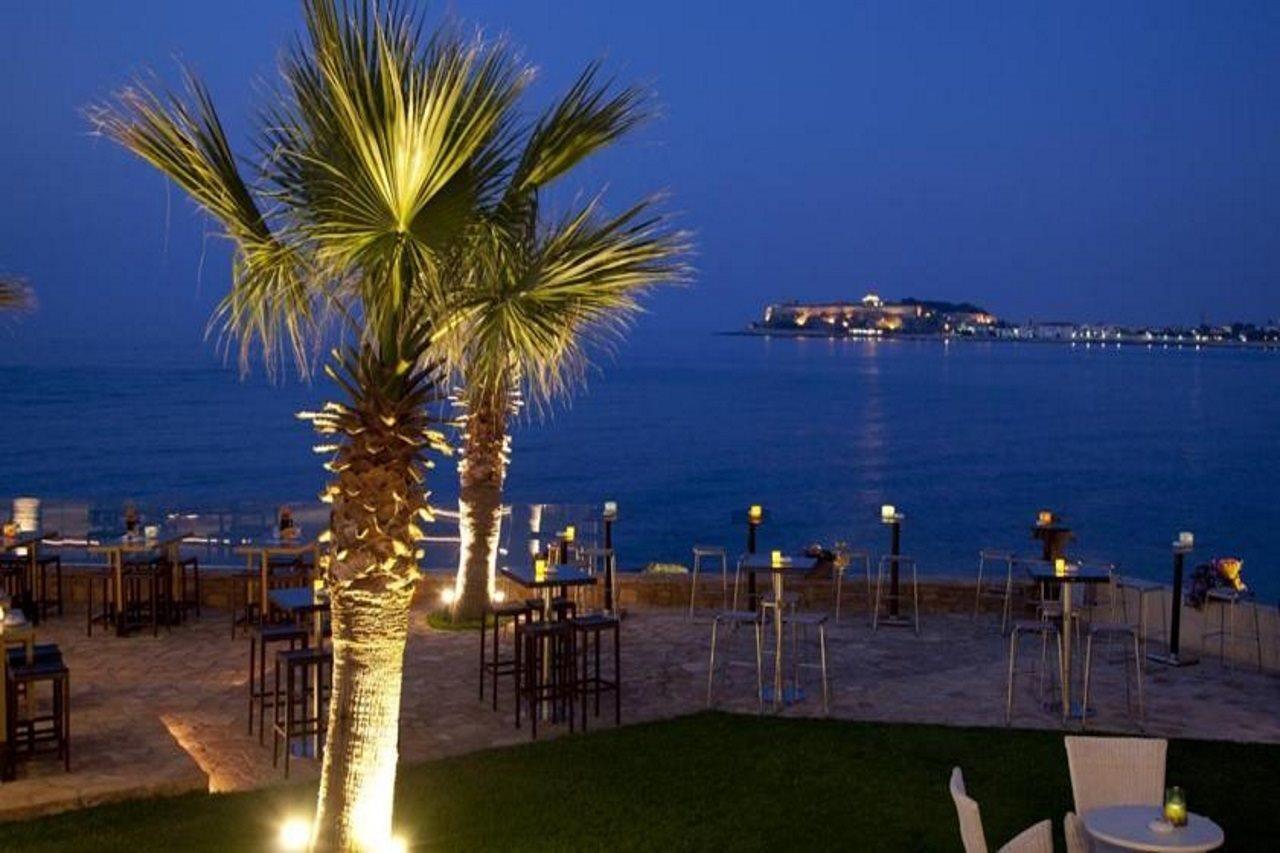 Cavo Seaside Suites (Adults Only) Resmo Dış mekan fotoğraf