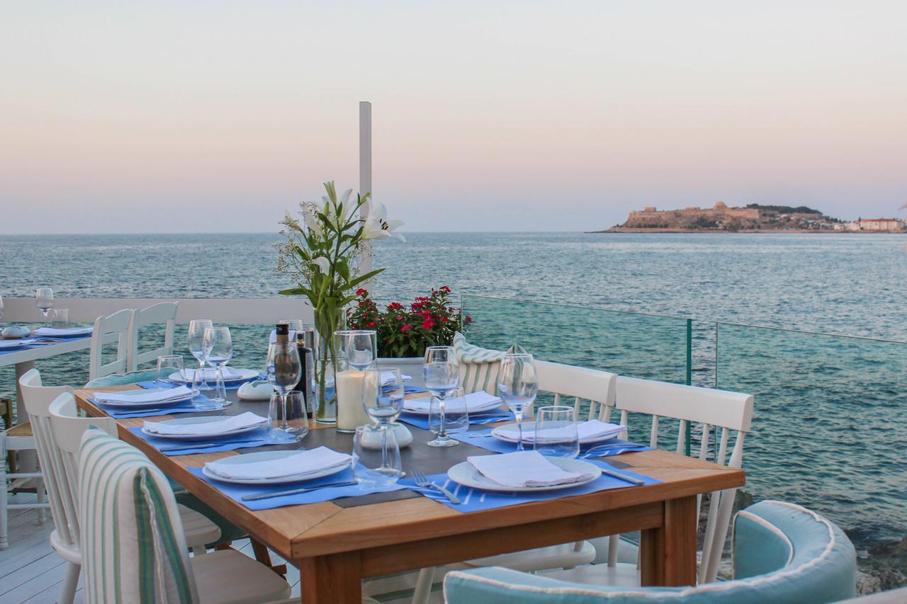 Cavo Seaside Suites (Adults Only) Resmo Dış mekan fotoğraf