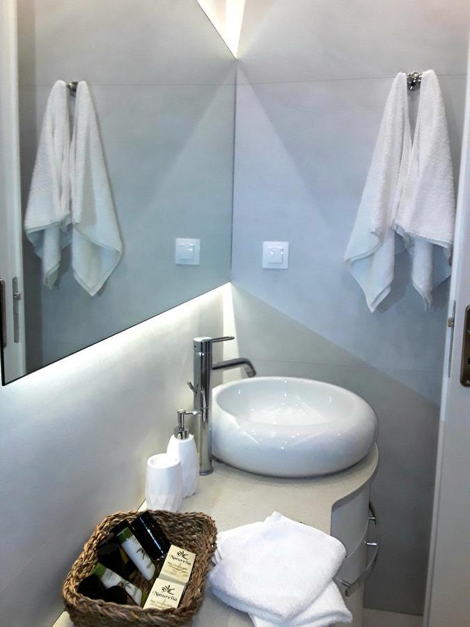 Cavo Seaside Suites (Adults Only) Resmo Dış mekan fotoğraf